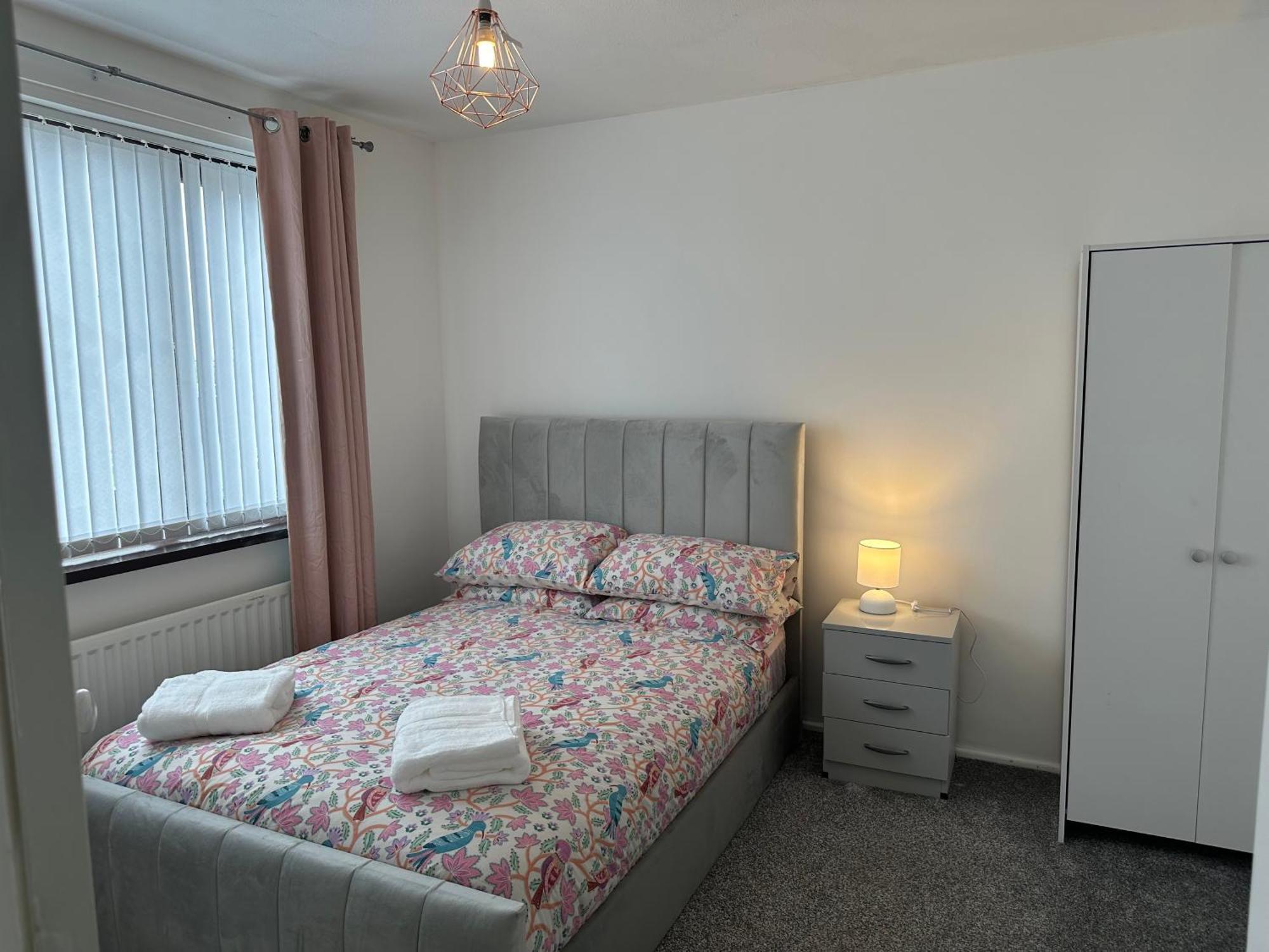 Lovely 3 Bedroom House Close To City Centre بيترلي المظهر الخارجي الصورة